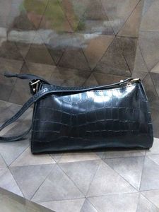 Sling Bag Duo.