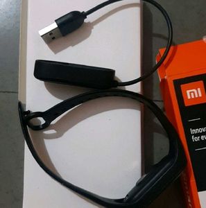 Mi Band 4 with charger and 2 straps