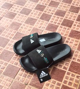 ADIDAS flip flops 🩴