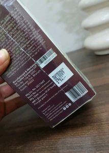 Paradyes Rich Burgundy Hair Color