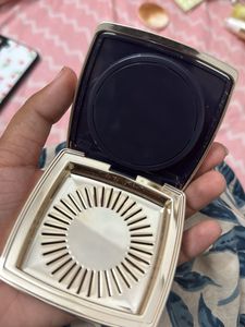 Estee Lauder Double Wear Compact 4W1