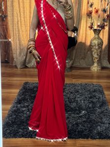 Beautiful Saree With Golden Border