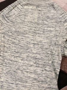 Gray Knit Long Sleeve Top