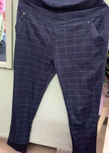 Checked casual pant