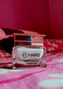 Mars Color Changing Foundation
