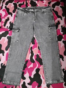 Gray baggy cargo Jean's
