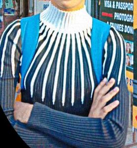 Stylish Black &amp; White Knit Top