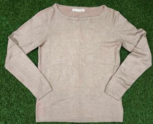 Elegant Beige Knit Top
