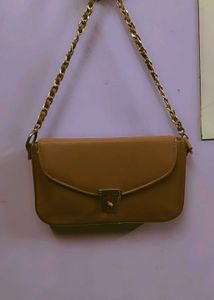 Brown Chain Shoulder Bag 👜