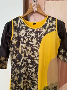 Women’s kurti