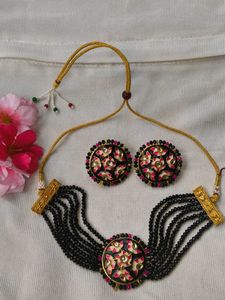 Chocker Necklace Set With Matching Earrings!