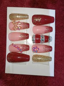 B1G1 Offer + Toe Nails 💅🏻 Free