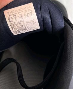 Adidas Response Solar Black Running Shoes