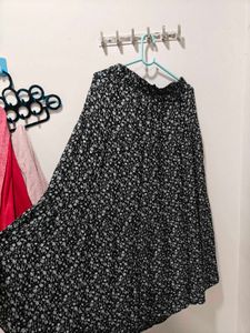 Cute Long Black Skirt