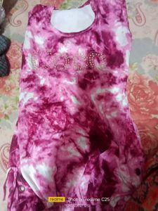 Sleevless Pink Top