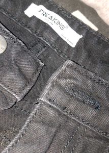 Black Jeans with Zippers