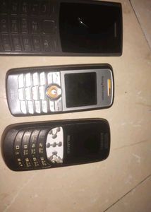 Vintage Cell Phone Bundle