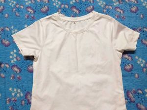 white tshirt