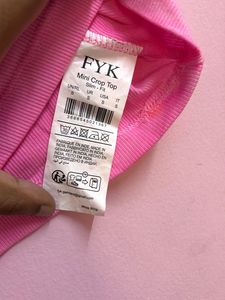 Cropped ribbed pink Tshirt