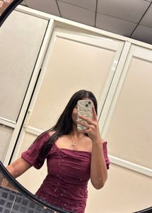 Chic Burgundy Bodycon Dress