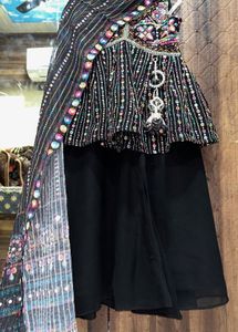Pakistani  Kurta Set & Dupatta