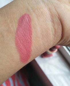Nudeit Creamy Matte Lipstick
