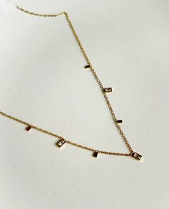 Beautiful stone embedded chain✨