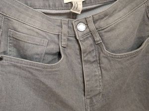 Gray High-Waisted Slim Fit Jeans