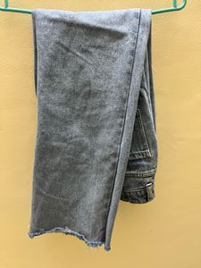High Waisted Jeans
