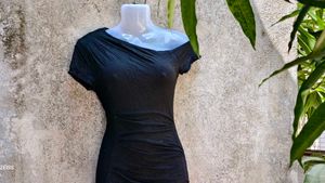 N. BEBE SEXY BLACK BODYCON