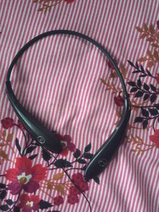 New Like Earbuds