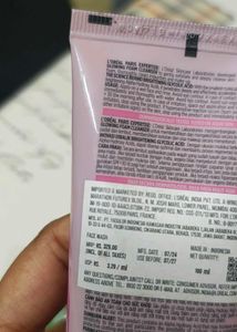 L&#39;Oreal Glycolic Bright Foaming Cleanser