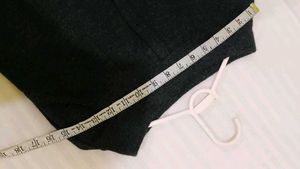 Long knit skirt 28-34 stretchy