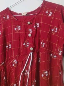 Maroon Kurti
