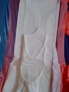 5 Feminine Hygiene Pads