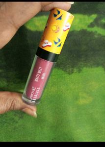 Lakme Nude Umbrella Shade Matte Mini