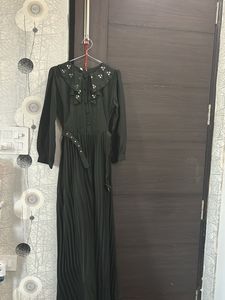 Elegant Bottle Green Pleated Maxi Dress