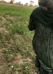 Beautiful Suit Only 800