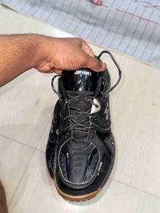 Yonex Sports Shoes
