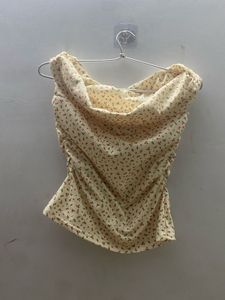 Floral Off shoulder Pinteresty Top