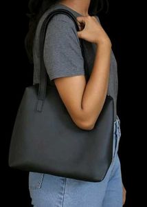 Chic Black Tote Bag (New)