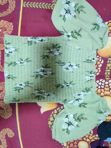 Floral Print Green Top