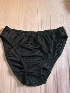 Black swimwear with Lace Detail