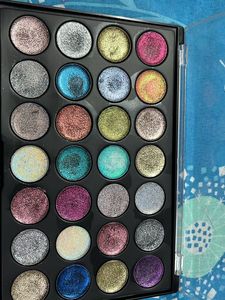 Primary- The Love Sparkle Glitter Eye Cream