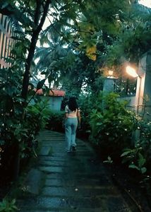 Vintage High-Waisted Jeans