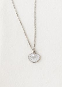 Shell Pearl Necklace
