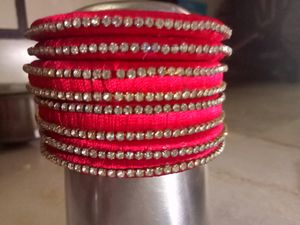 RED THREAD HANDMADE BANGLES
