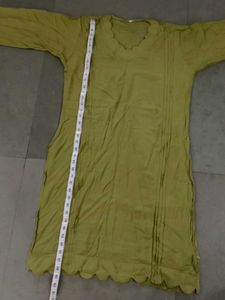 Elegant Olive Green Kurta Set 2
