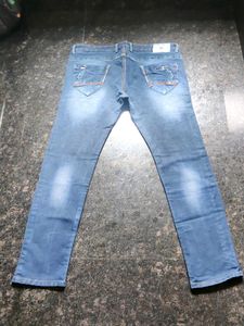 Like New Stylish Blue Denim Jeans
