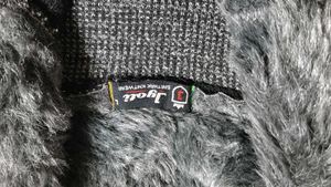 Heavy winter coat for stylish look